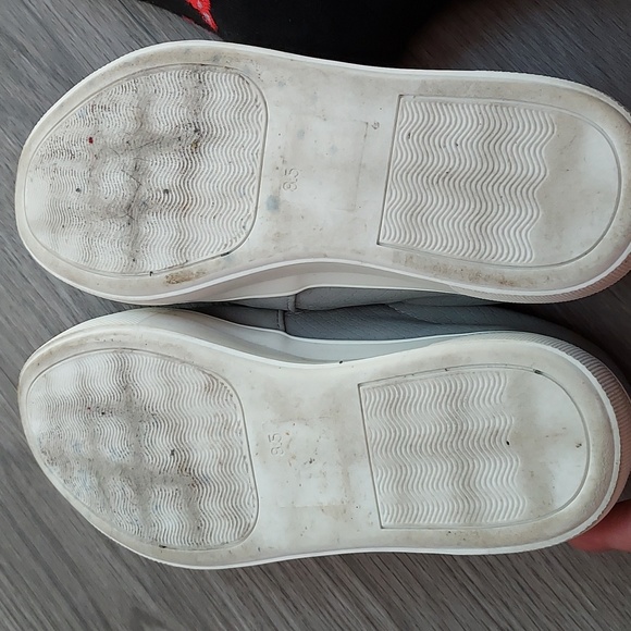 Soda slip on shoes grey with some stretch on top 8.5 - Picture 8 of 11